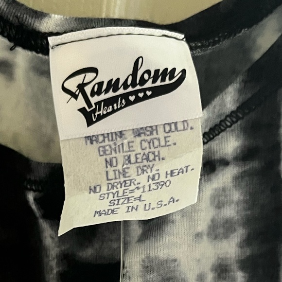 NWT - Random Hearts - Tie-Dye Side cut-out Romper - Girls Size Large - Picture 5 of 5